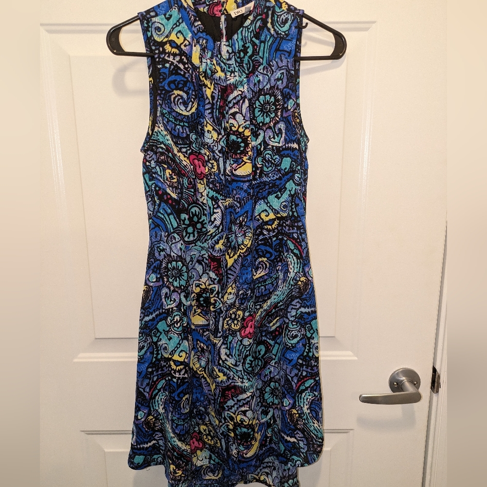 DR2 DANIEL RAINN FLORAL DRESS WITH KEYHOLE BACK
